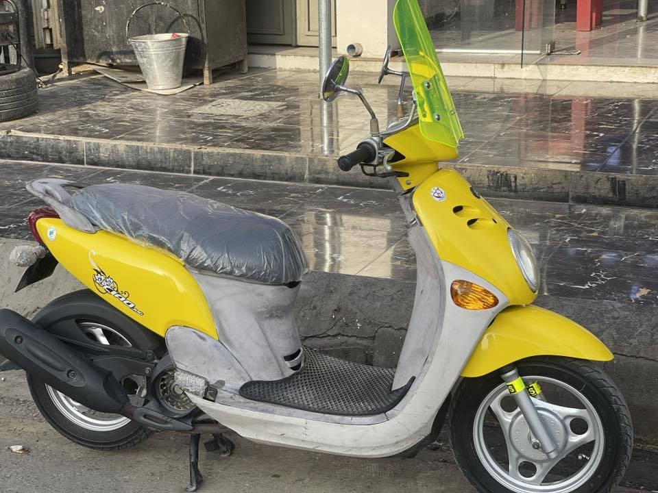 سلام عليكم شباب فله لون مميز كفاله عامه  نضافته١٠٠/١٠٠  صارله شهر ونص نازله رمبه ختم واحد شلعه معدل فول لفول كلشي شغال بيه سعره مليون و١٥٠ مجال قليل حك الجيه مكاني. كوت الزهرا ***********
