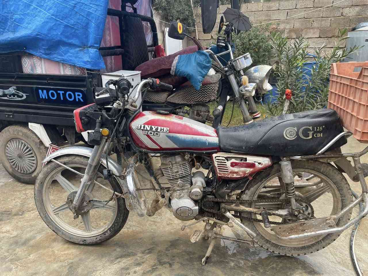 سلام عليكم ماطور 5كير  محرك مجفت جديد للبيع السعر160وبيه مجال***********
