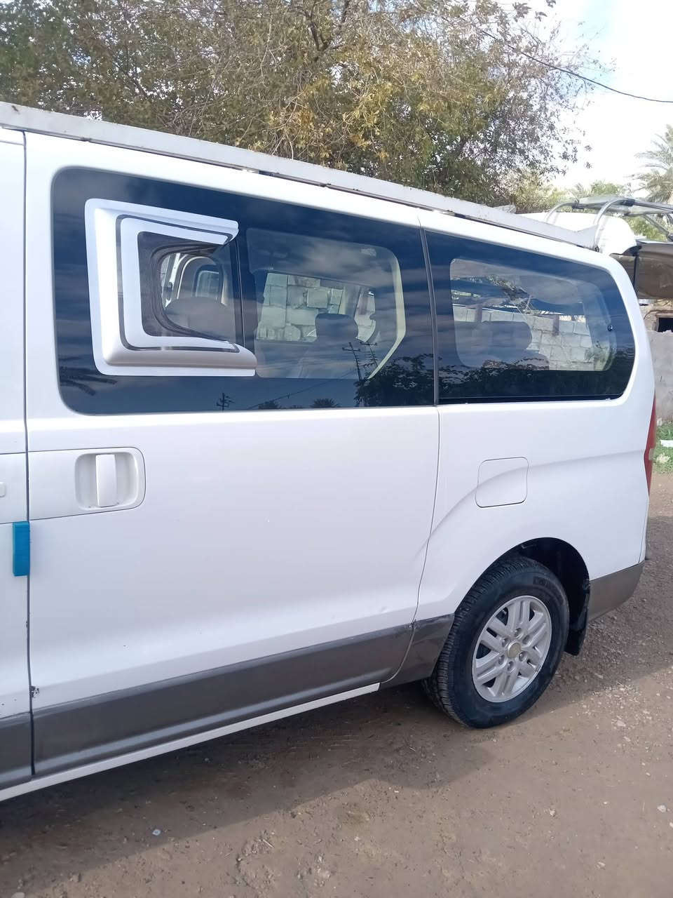 السلام عليكم ستاركس مفتوح موديل ٢٠١٨ و٢٠١٧ رقم بغداد *********** الضلوعيه بيع مراوس بموديل اقل
