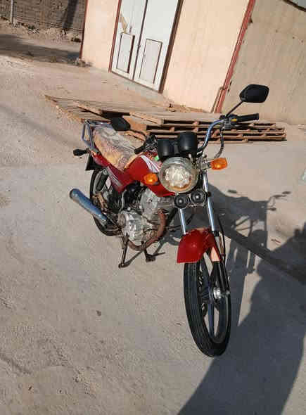 السلام عليكم دايون عضم للبيع اوراق كامله موديل ١٥كامله مكمله مكفوله من كلشي مكاني كربلاء طويريج الخيرات السعر٥٠٠ وبيها مجال 
***********
