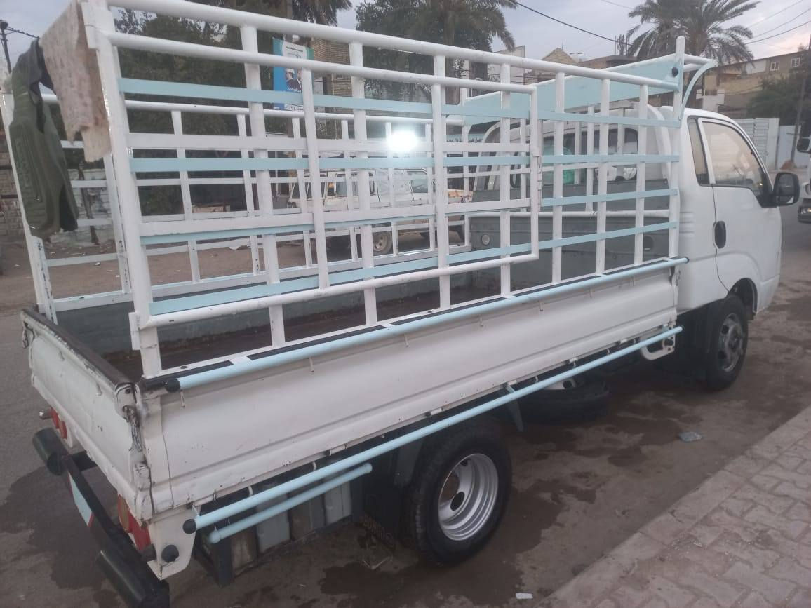 السلام عليكم 
كيا فحل ٢٠٠٩ السياره جاهزه حلوه 
رقم بغداد 
سنويه ورقم الجديد 
كير محرك خير وبركه
محجر بوري 
تانكي ١٢٠ 
باتري جديد 
تايرات نضيفه
سعر ١٠٨ 
***********
