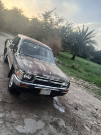 هايلوكس • ١٩٨٩ • رقم بغداد