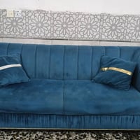تخم اخو الجديد ٨ مقاعد رجلين حديد لون ذهبي السعر ٢٧٥ 07735442159