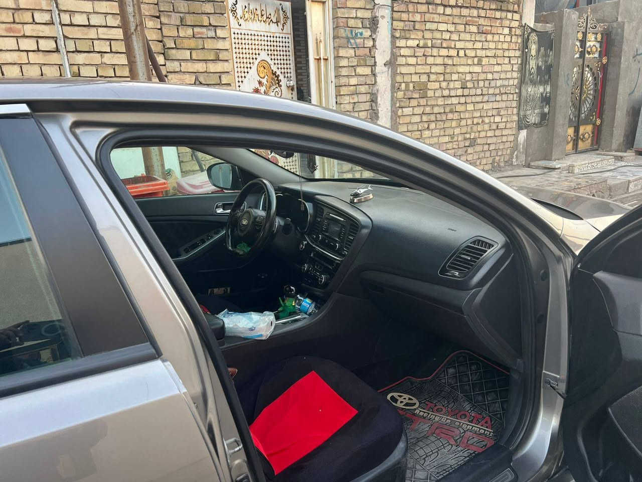 السلام عليكم كيه اوبتمه موديل 2014وراد امريكي حادثهه بنيد فقط بدون دواخل وبدون ايرباك سياره فول مواصفات فتحه بلقماره شفتات بلستيرن تحكمات بلستيرن كشنات كهربائيه تدفئه وتبديد. محرك 2000 جيتي اي تيربو ليبل واحد علا واحد من عده البنيد سياره جاهزهه من كلشي السعر 110 وبيهه مجال مكان السياره بغداد ***********
