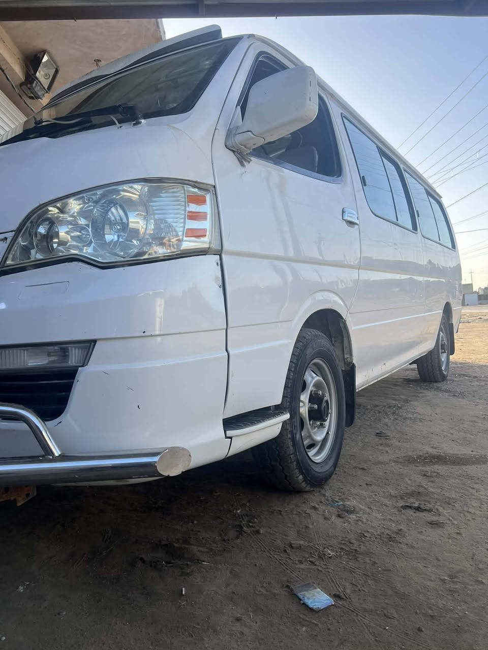 سلام عليكم جنبي H1 للبيع موصليه موصليه
مكينه كير اكسل كفاله 
تخم تاير دوشمه عامه 
تبريد محور 17 سياره ما تصرف عليها ربع 
للاستفسار ***********
ملاحضة/ مكلف بالنشر
