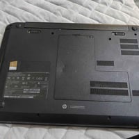 لابتوب • مع الشاحن • ما بيه عيب