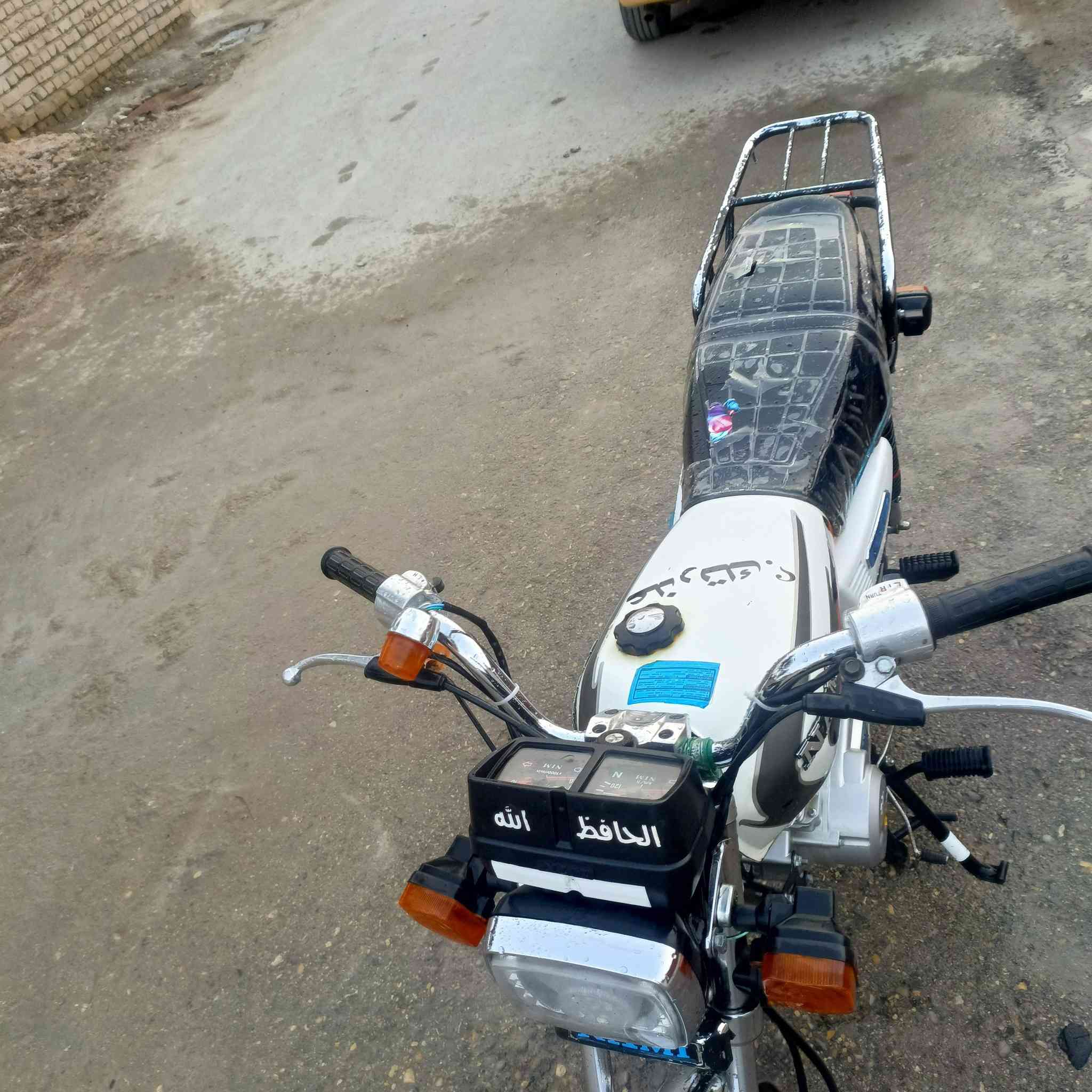 سكنر للبيع موديل 25 دراجه اربعه قير السعر 650 بها مجال مكان كوت***********
