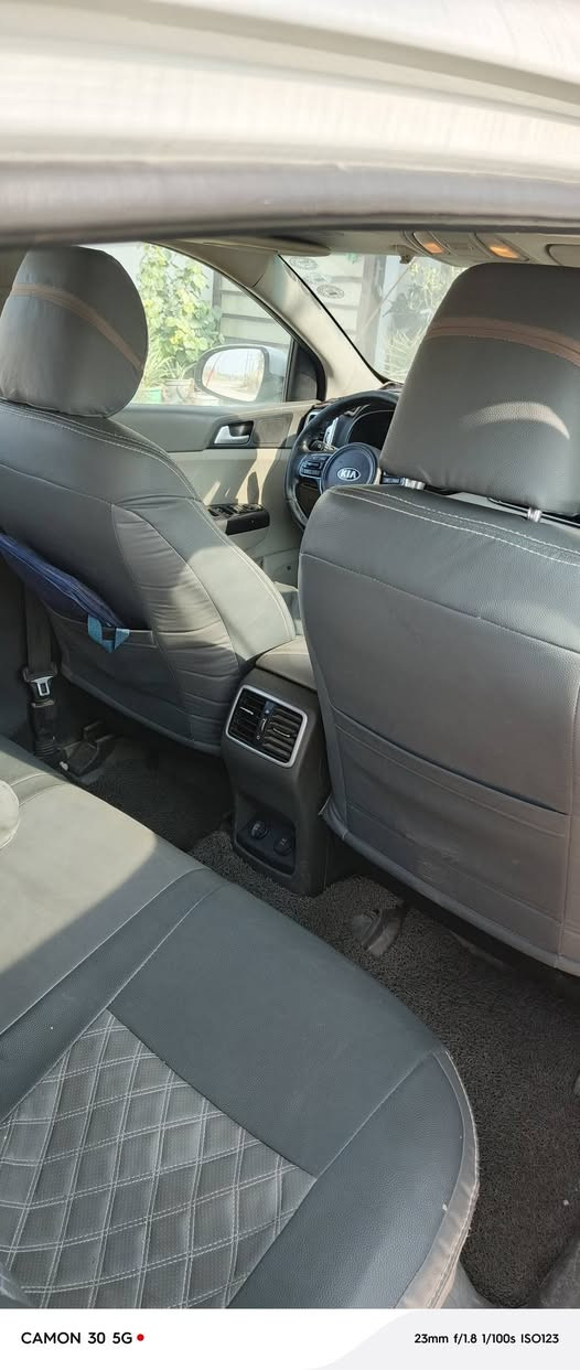 السلام عليكم سبورتج خليجي محرك ٢٠٠٠ دوش فول عدا الفتحة.. بيه صبغ شويه بالبنيد والباقي مكفول رقم اربيل الماني جديد السعر ١٧٥ مكان كربلاء. الإمام عون ***********
