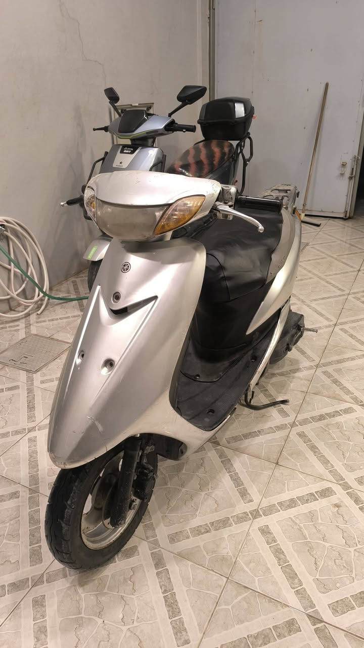 فرخ لكزز
للبيع 
ورمنيه كلها شغاله 
سلف شغال بس ينردله باتري 
مابي صوت اكسن 
محرك معمر بستم شرط مال كصه 
قطاره بل بانزين  حيل نضيف 
عنوان موصل ايسر حي الحدباء 
سعر 280 بي مجال 
بي وتساب ***********

