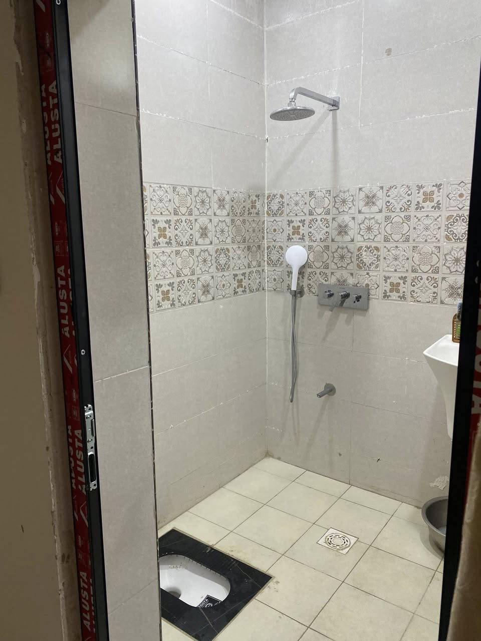 بيت بل صابيات على خدمات وتبليط
البيت كامل ما بي اي نقص
انتصل واتساب وتعرف التفاصيل اكثر
***********
