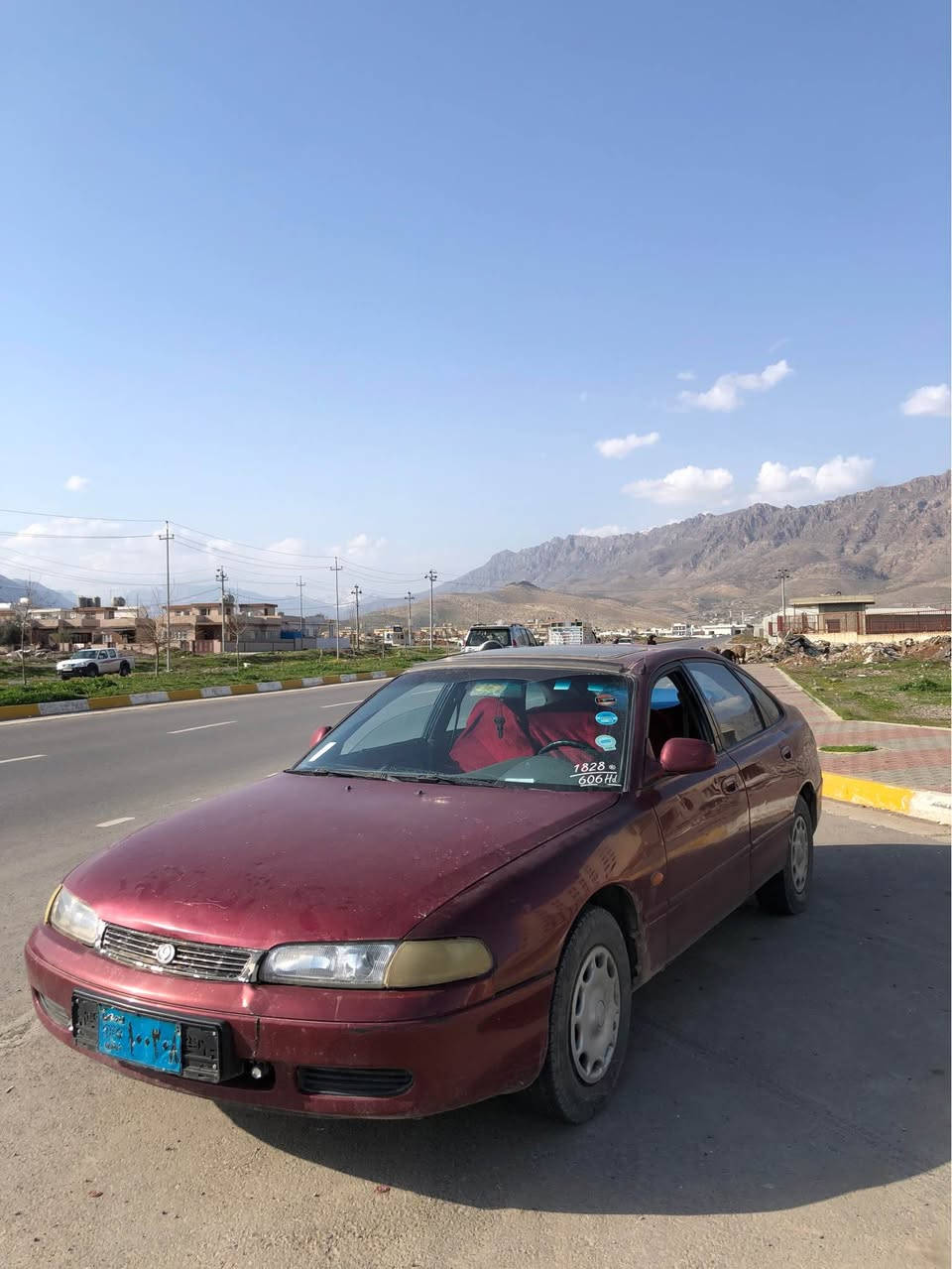 مازدا فاسۆلیا ١٩٩٢ ئاڕم پلاستیک وەکالەی لەگەڵدایە ئاڕم و ئەوەلیات بە شەرت بێ تەقەو ڕەقە گێڕو مەکینەی بێ عەیب بێ دەعم تەنیا دوو قرچی گچکەی هەیە سعریشی ٣٤ گەڵاو معامەلەیەکی زۆر کەم 
*********** ناونیشان ڕانیە رانية, السليمانية
