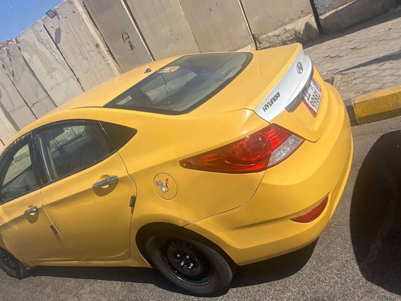 اكسنت خليجي 2012
بسمي تحويل ثاني يوم 
هيئه غرمات مصفره
صدر جديد 
منضومه تبريد جديده 
تخم تاير جديد 
كير محرك مكفول 
ضربته الجاملغ لامامي 
والجاملغ الخلفي 
السياره خير من الله
مكاني الدوره بغداد 
***********
