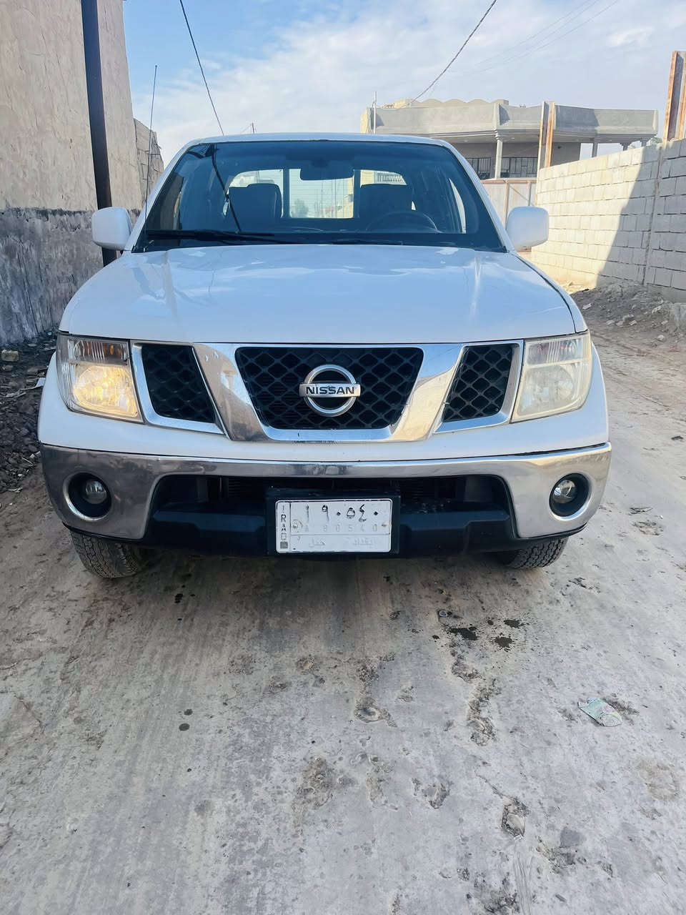 السلام عليكم مكلف بنشر نيفاره 2008 رقم بغداد سنويه ال 29محرك وكير مكفولات تخم تاير صدر كله جديد 5قطع صبغ بس رش بدون دواخل مكفوله من الضربه ومن الكص  المكان واسط صويره السعر 70$ لاستفسار ***********
