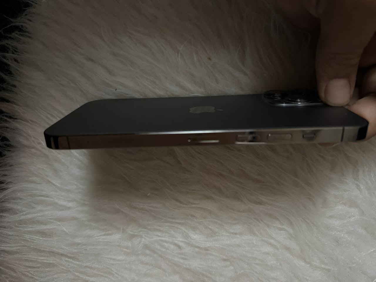 السلام عليكم ايفون 13 برو ماكس 256 بطاريه 78 وتر بروف زلغ واحد ما بي مكفول ما داخل صيانه بي ضمان شهر بيع او مراوس 
رايده ب600 قفل قفل قفل ***********
