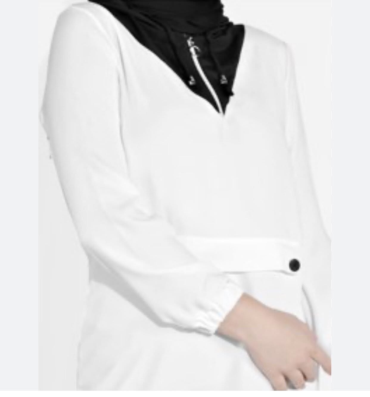 سوت صيفي ابداع بلبس قماش للطلعه والدوام


**إذا كنت صاحب هذا الإعلان وتريد حذفه لأي سبب، رجاءا أرسل رسالة إلى الدعم الفني**