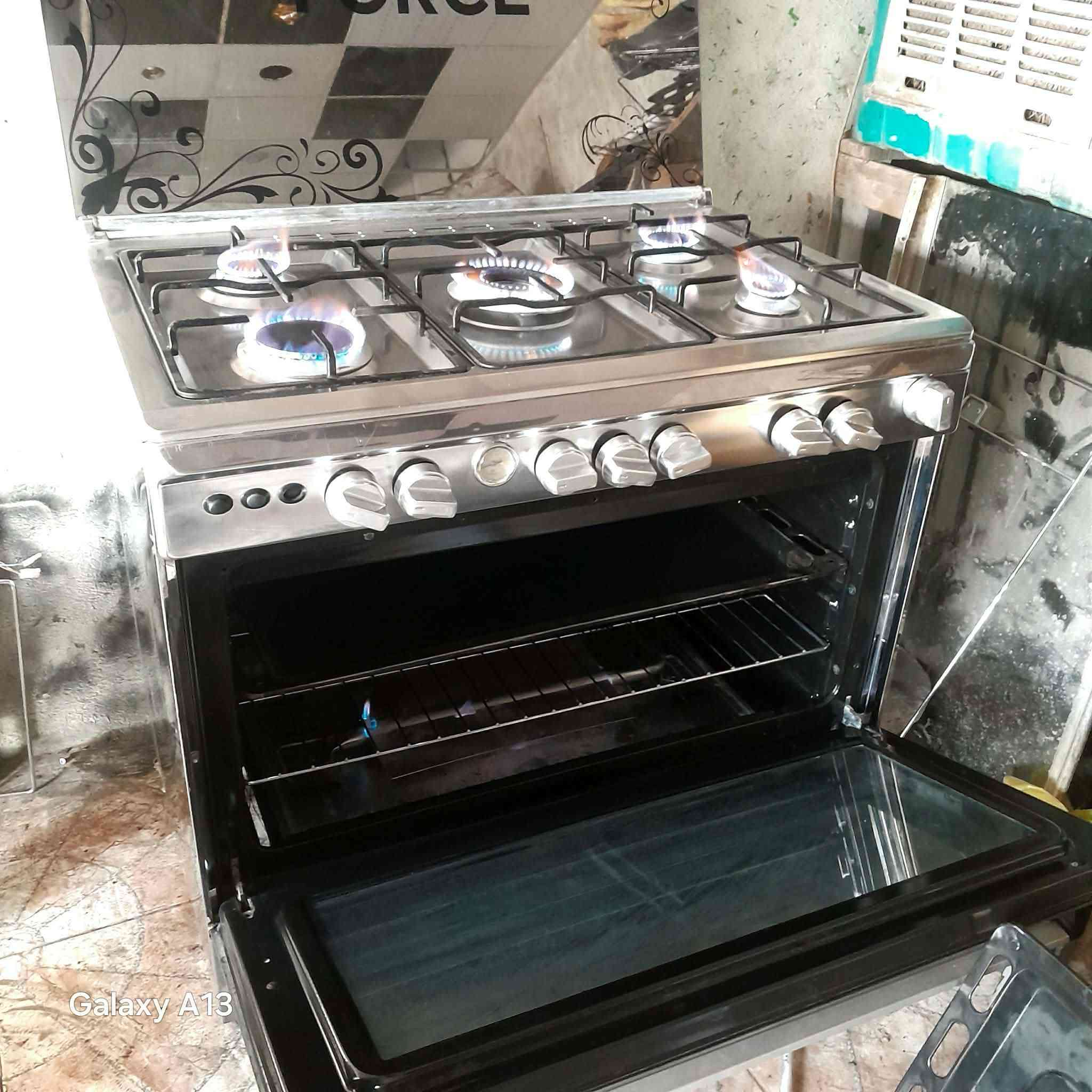 هذا فورس مصري اخو الجديد  ٢٠٠ قفله ١٧٠

والثاني فرش مصري بعده بلكارتون اخو الجديد ٢٥٠ و ٢٠٠ قفله


**إذا كنت صاحب هذا الإعلان وتريد حذفه لأي سبب، رجاءا أرسل رسالة إلى الدعم الفني**