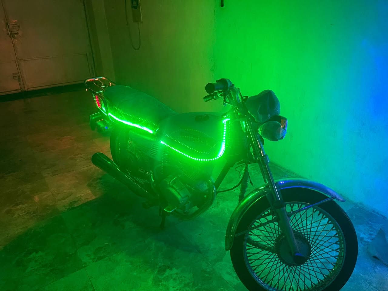 دراجه للبيع موديل ٢٠٢٠سعر ٣٧٠ منفيس المكان كلاويش ***********
