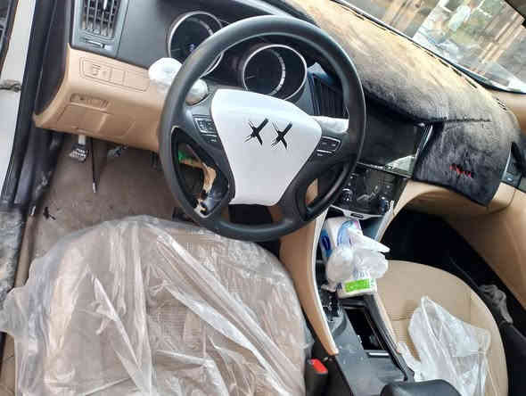 سوناتا مضلع موديل 11 خليجي مكينه دوش مصبوغة عام سيارة احلا من صورة رقم دهوك صاحبه من ديوانية 80 وبيهة مجال شي قليل ***********
