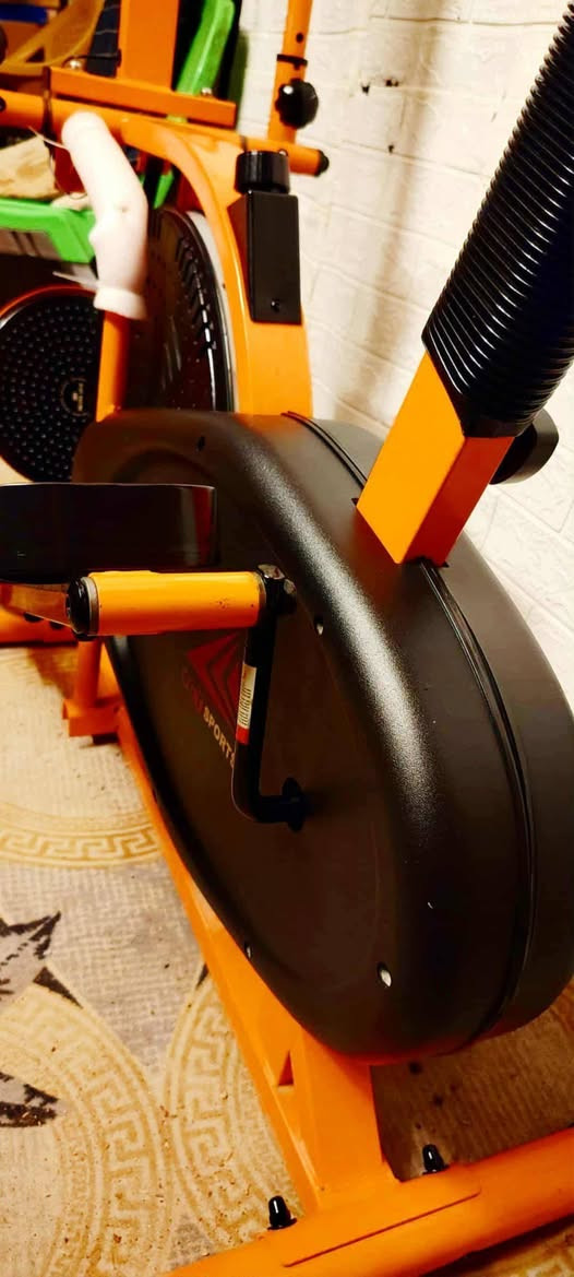 اوبتكل للبيع جهاز جديد لوك شركه  سعره 120 وبي مجال قليل ديوانيه حي الجامعه قرب مدرسة الجامعه الابتدائيه 
فوائد الاوبتكل ساعته كله شغال فول 
فوائد الجهاز على الجسم
1-يحرق الشحوم من خلال حركه
الرجل واليد في وقت واحد 
2-يشد الاكتاف والذراع
3-يساعد على تقوية القلب
4-ينشط الدوره الدمويه
6-لف الخصر يفيد ويرشق الخواصر 
5- يعالج المفاصل وهواي فوايد بي تجي تفحص وتاخذه


**إذا كنت صاحب هذا الإعلان وتريد حذفه لأي سبب، رجاءا أرسل رسالة إلى الدعم الفني**