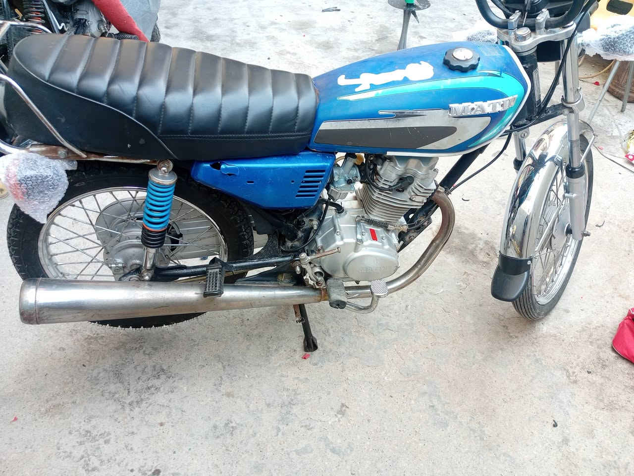 اربعه كير موديل 22السعر900 وبيهه مجال رقم الهاتف ***********
