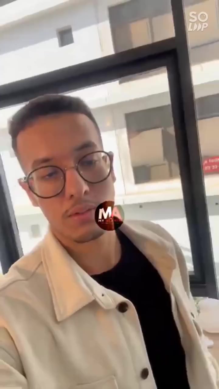 système d'alarme 4g + wifi
جهاز إنذار ضد السرقة للمحلات البيوت المخازن والاماكن المغلقة يحكم السراق كي يدخل من خلال مستشعر الحركة او حساس الباب وتعيطلك ف تلفون وتصوني صونات قاوية 
تهنّى على رزقك ودارك وين ما كنت! 🏠🛡️
عقلك راهو مشغول بدارك ولا حانوتك وأنت غايب؟ خايف من "الزوار غير المرغوب فيهم"؟
جبنالك الحل الذكي، الساهل، واللي ما يخلي حتى حاجة تفوت عليه!
نظام الإنذار الذكي Tuya Smart (نسخة 2026 الماركة الأصلية) 🚀
✅ علاش هذا السيستيم هو اللي لازمك؟
ما يحتاج لا خيوط لا تكسير: ركبو وحدك في 10 دقايق بفضل تقنية اللاسلكي.
يخدم بالشريحة (SIM) والويفي: حتى لو قطعوا تريسيتي ولا الأنترنت، يلحقك التنبيه وتعيطلك "الصارينة" وتسمع الجيران.
تحكم كامل من تليفونك: تفتح وتغلق الإنذار وأنت في الخدمة ولا في عطلة، وتعرف شكون فتح الباب ودقيقة شحال.
صارينة قوية: صرخة واحدة منها تخلي أي سارق يهرب قبل ما يلمس حاجة.
📦 واش تلقى في العلبة (La Pack Sécurité):
🔹 لوحة التحكم الذكية (بشاشة عصرية).
🔹 مستشعرات الأبواب والنوافذ (Detecteurs d'ouverture).
🔹 مستشعر حركة ذكي (Detecteur de mouvement).
🔹 2 تيليكوموند + مفاتيح ذكية (RFID).
🔹 صارينة إنذار قوية جداً.
❌ بلا ما تجيب تقني، بلا ما تخسر دراهم الخيوط، وبلا ما تثقب الحيط!
0697459434


**إذا كنت صاحب هذا الإعلان وتريد حذفه لأي سبب، رجاءا أرسل رسالة إلى الدعم الفني**