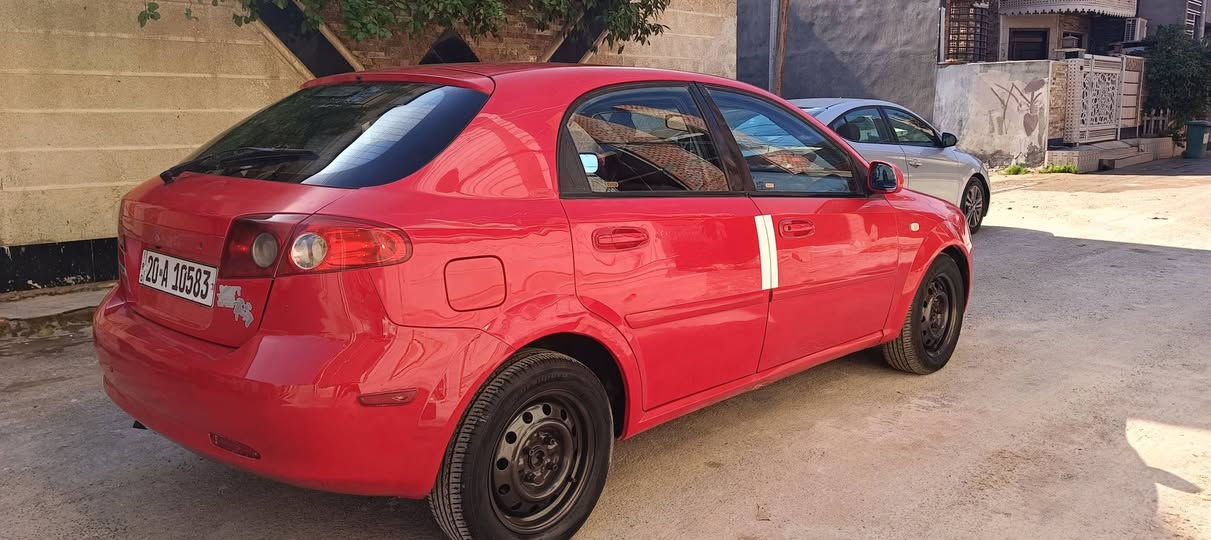 السلام عليكم زازوكي للبيع مديل 2007 سيارة كاملة كير اوتو مكينه 2000 رقم دولي ديالى صدر امامي خلفي تخم تاير كهربائيات كلهة شغالة تخم تاير جديد صبغ فقط 3 قطع عنواني ديالى بعقوبة السعر 52 للاستفسار ***********
