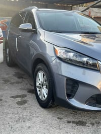 سورنتو ٢٠٢٠ • ٦ سلندر • ٧ راكب