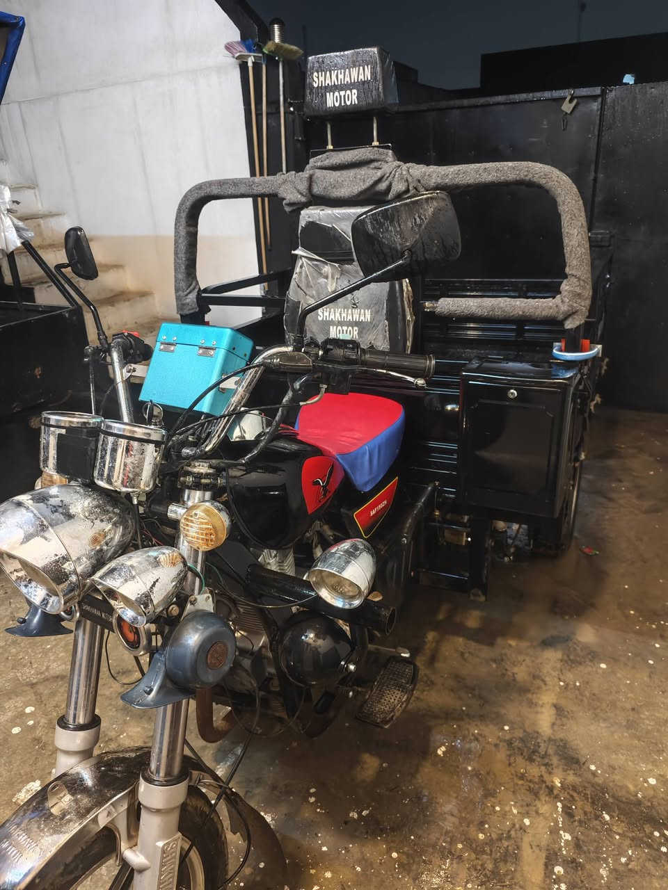 سلام عليكم ستوته للبيع موديل 2025 ستوته مال جناي نضيف مشتغل قليل السعر مليون و900بي مجال للطيبين قليل 
اتصل ***********
