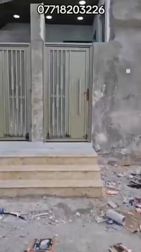 بيت الايجار في منطقه دور الشرطه تكون غرفتين وصاله مطبخ صحيات وديوان وس...