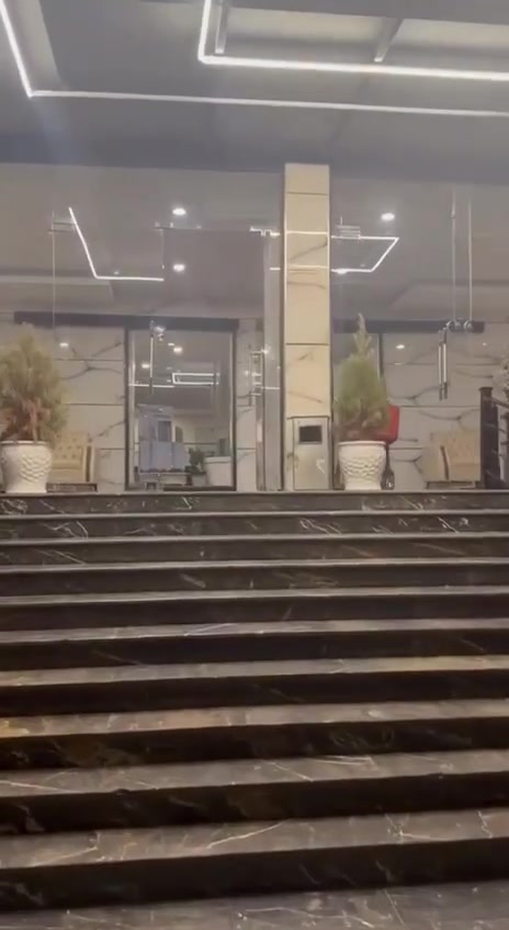 شقه في اربيل باشا تاور pasha tower للبيع
106 م طابق 10 غرفتين وصالة مع سبالت وكاونتر 
كهرباء روناكي ومولد 24 ساعه نظام غاز وسكيورتي 
السعر 52,000 $ قابل للتفاوض 
للاستفسار الاتصال ***********
