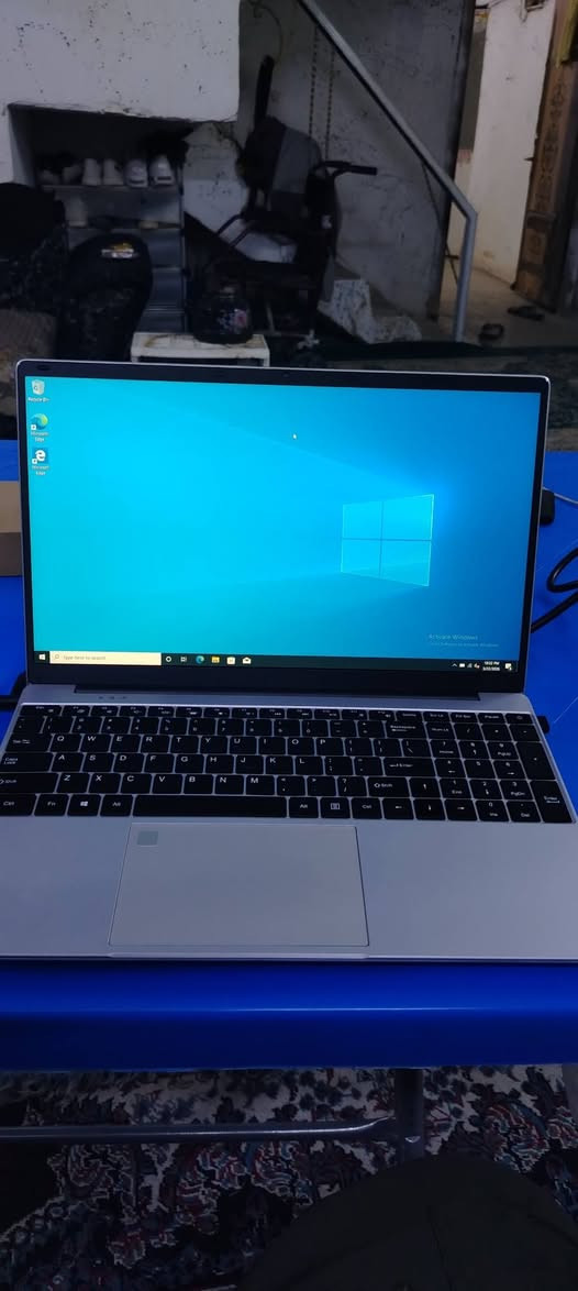 السلام عليكم لابتوب للبيع
معالج انتل سيليرون
الرام 12 Gb
الهارد 1TB
كارت الشاشة مدمج 6Gb
حجم الشاشة 15.6 4K
لابتوب كلش حلو ونضيف 
السعر 325الف وبيه مجال قليل
متوفر توصيل لجميع مناطق الكرخ مجاني


**إذا كنت صاحب هذا الإعلان وتريد حذفه لأي سبب، رجاءا أرسل رسالة إلى الدعم الفني**