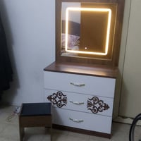 غرفة نوم • مفروشات • أثاث منزلي