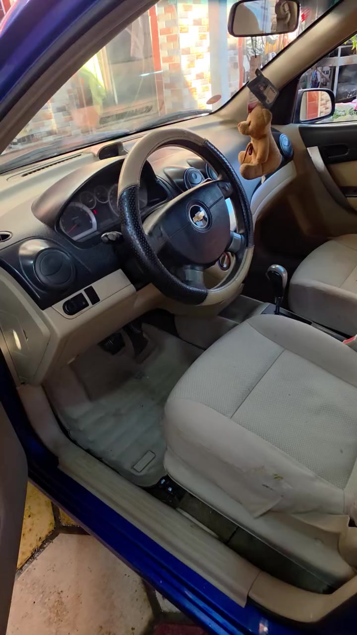 افيو خليجي رقم قادسيه موديل 2013 السياره جديده مال جناي مكفوله من الضربه من التبديل بيه مكنات صيغ قليل محرك جديد كير جديد حداديه جديده تبريد ثلج شاشه دخل جديد 
العنوان بابل مركز 
السعر 64
***********
*********** ابو كرار
