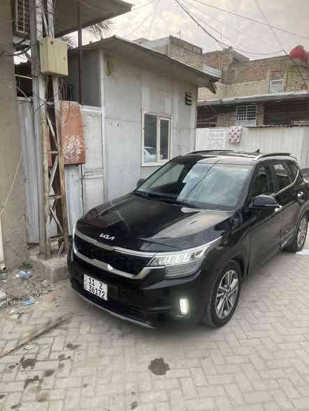 السلام عليكم ورحمة الله وبركاته 
كيا سليتوس 2023 حادثها حدادية وارد كوري اني مستوردها على أيدي مكينة 1600 تيربو يعني طيارة لغد شاصي كفالة دواخلها كفالة موصفات 
كشنات جلد تدفئة تبريد كشنات كهربائية شاشة كبيرة لايت لد خمس عدسات رقم بغداد مشروع وطني بصمة تشغيل بصمة أبواب تشغيل عن بعد تدفئا تبريد شغلات مري شفط نظامات 
سبورت ايكو نورمال ماشية 45 الف السيارة اي نقص مابيها بيها توقف ذاتي حساسات أمية خلفية  هند بريك دكمة تحديد مسار وبعد بيها هواي موصفات شاشة كار بلي سيارة خير من الله 
سعر السيارة 140 وبيها مجال مكاني بغداد ساحة مظفر 
رقم ***********
