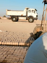 شاحنة • للبيع