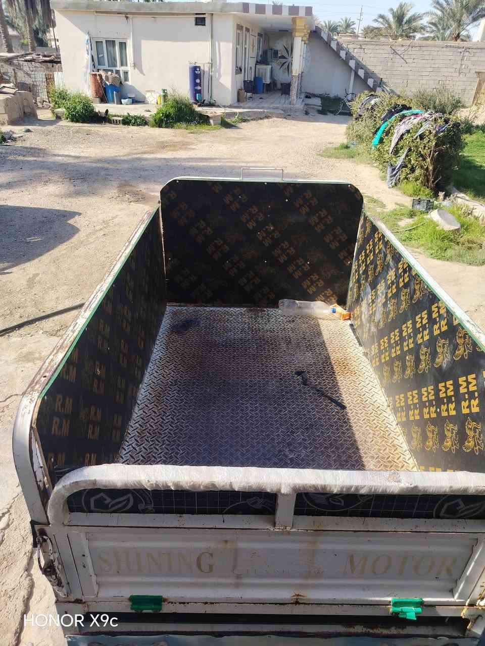 ستوته ام الطير موديل 2021 مكفوله اوراق كامله  بدون صبغ بدون لحيم بدون خياسات ستوته جاهزه السعر مليون و400وبيها مجال  مكان ديالى دلي عباس  / ***********
