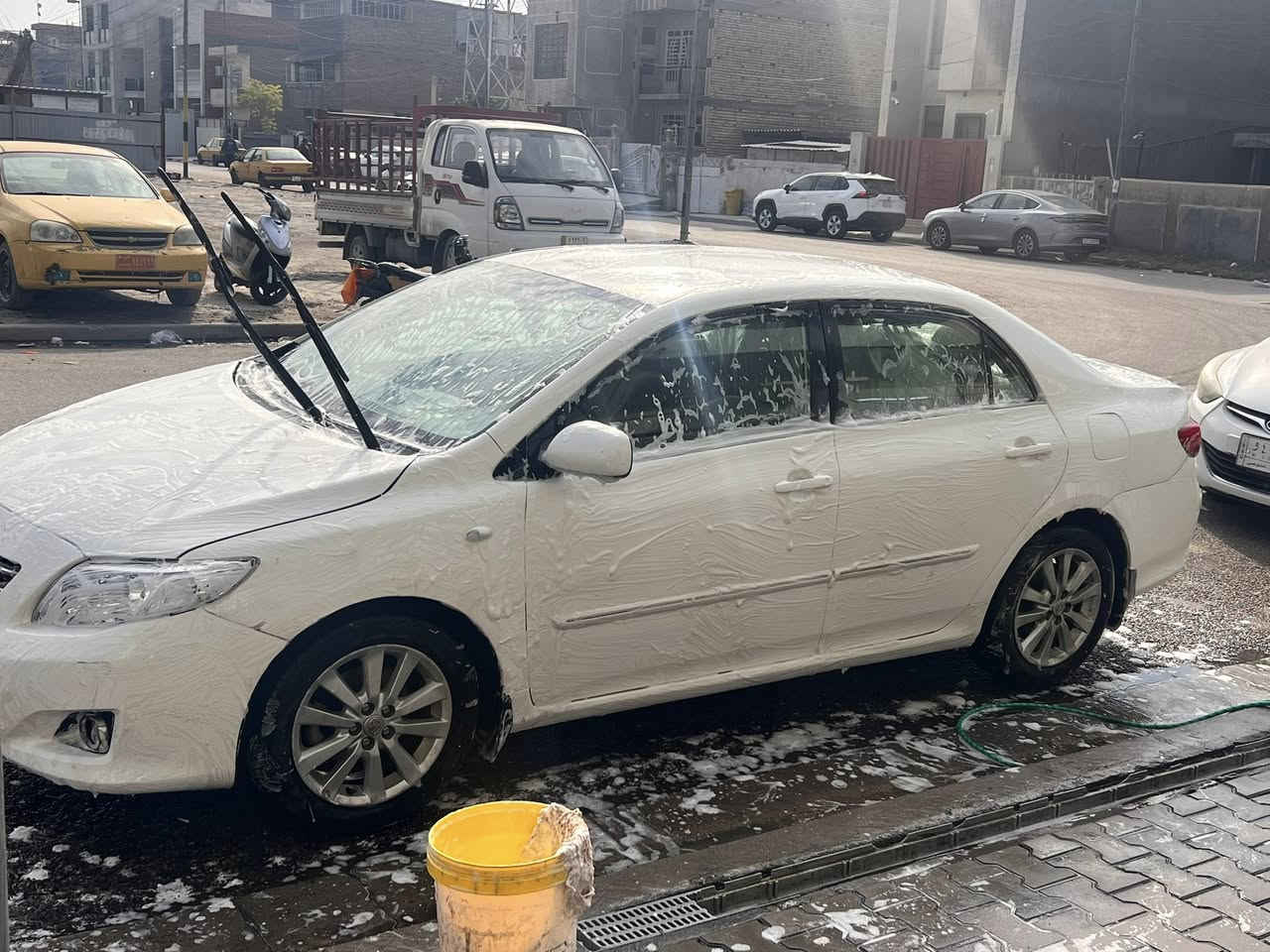 كورلا 8 خليجي ضربتها جنطه  أربع قطع صبغ بنيد جنطه جاملغ ايمن وايسر السياره جهازه الغرفه جديده والتبريد شغال 
السعر 95 بيها مجال
***********
