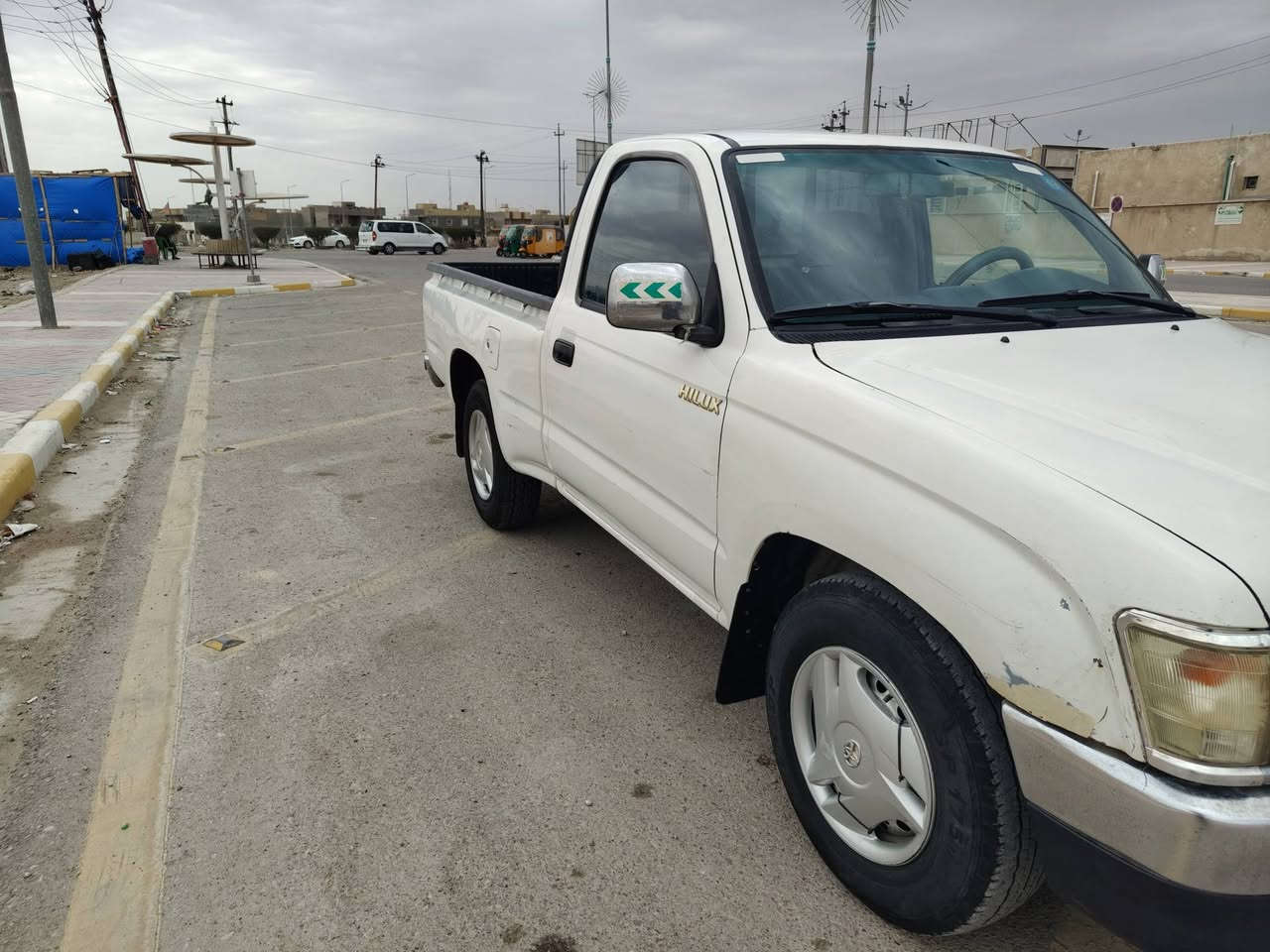 السلام عليكم بيكم جمره /2001/ رقم بغداد/بسمي تحويل ثاني يوم/مكفولة كفاله عامه سعر 88 وبيه مجال بسيط بيع مستعجل رقم تلفون ***********
