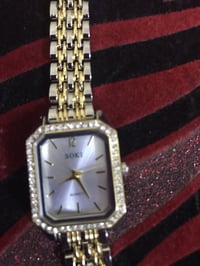 ساعات يد • مع التوصيل