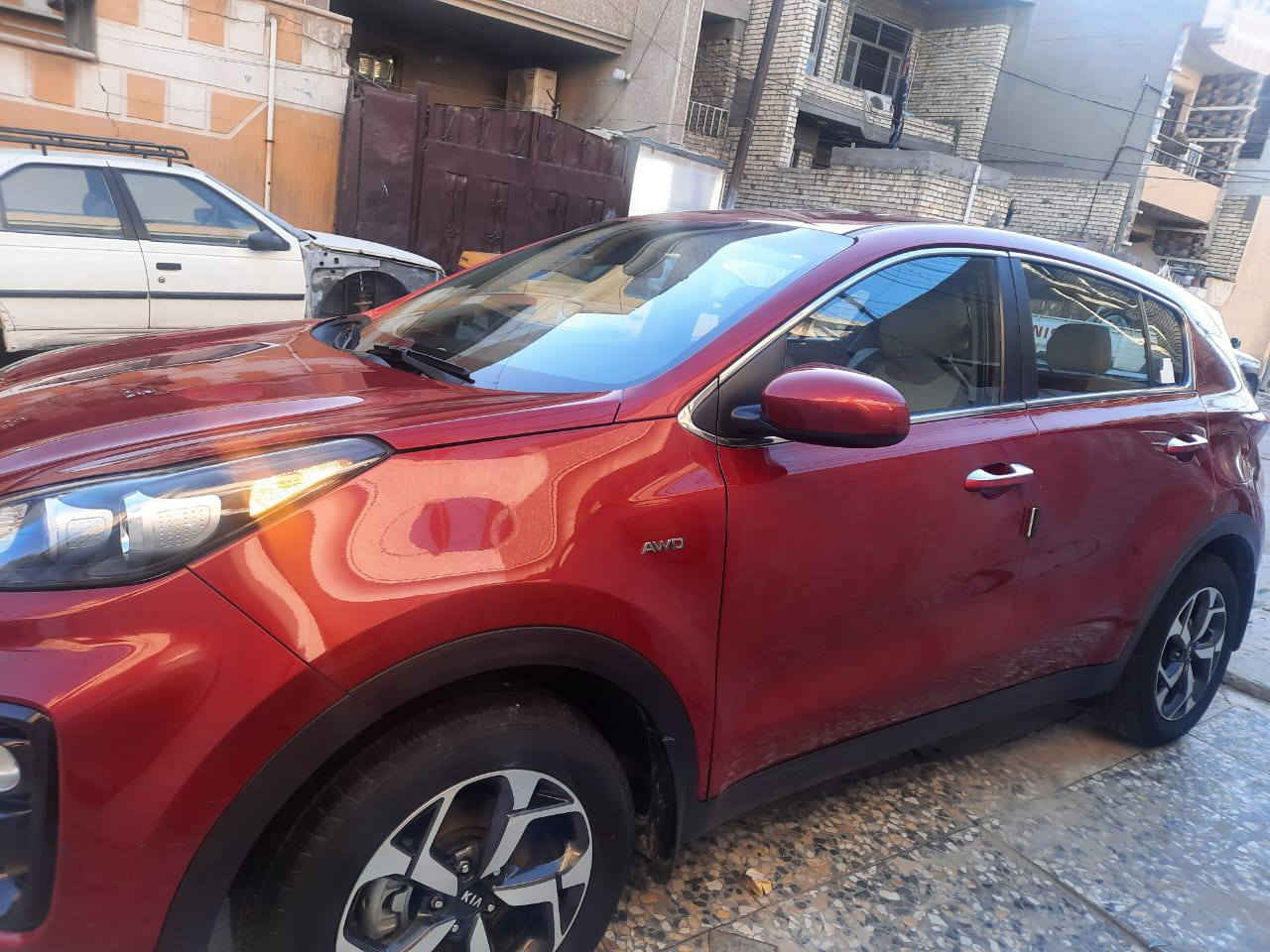 سلام عليكم
سبورتج 2020 امريكي محرك 2400 جي دي اي مكفوله من الضربه والتبديل والصبغ حادثها سرقة ابواب كما مرفق في الصور سياره بصمه فور ويل مانع منحدرات انضمة القياده اي كو نورمل سبورت وبقية المواصفات المعروفه بل السبورتج 
للستفسار ***********
العنوان بغداد
السعر  ١٦٥
ملاحظه الابواب ليبل واحد نفسهن راجعات
