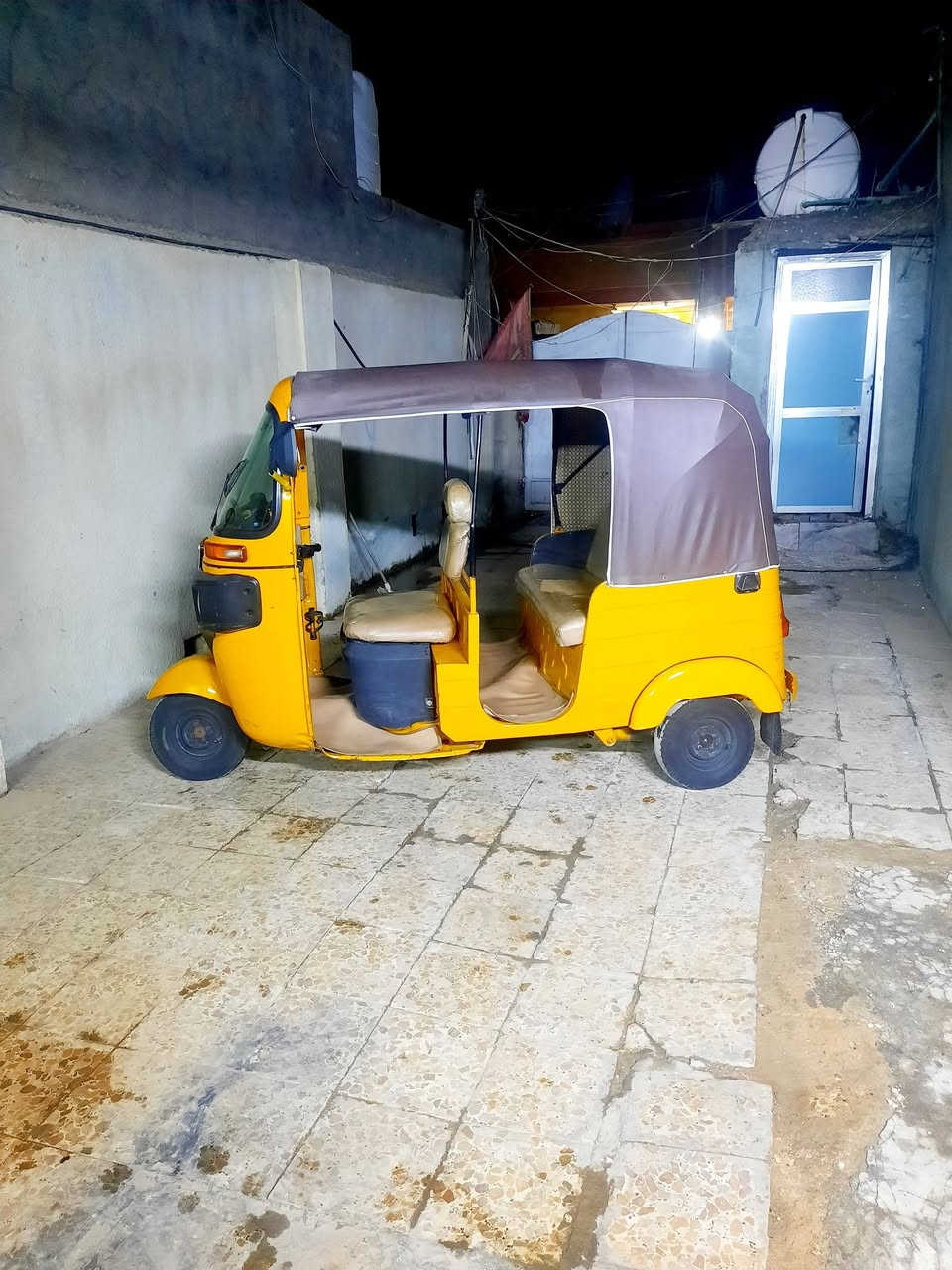 تكتك  2019 شهر 12 رقم وسنوية مكفولة بيهة بس شبر صبغ بالصفحة 

السعر  5700

رقم  ***********

المكان بغداد / حي النصر
