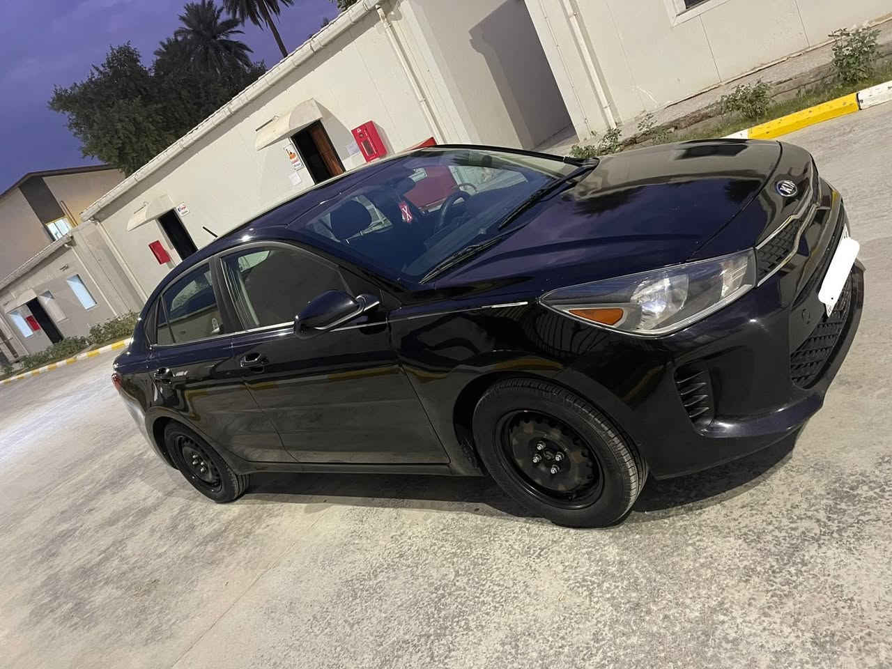 السلام عليكم
كيا ريو 2021 سليمانية وارد امريكي حادثها جاملغ وبنيد بيها مشكلة بالكير  ماشيه 57 الف محرك 1600 دوش مكانها بعقوبة 
للاستفسار اكثر ***********
