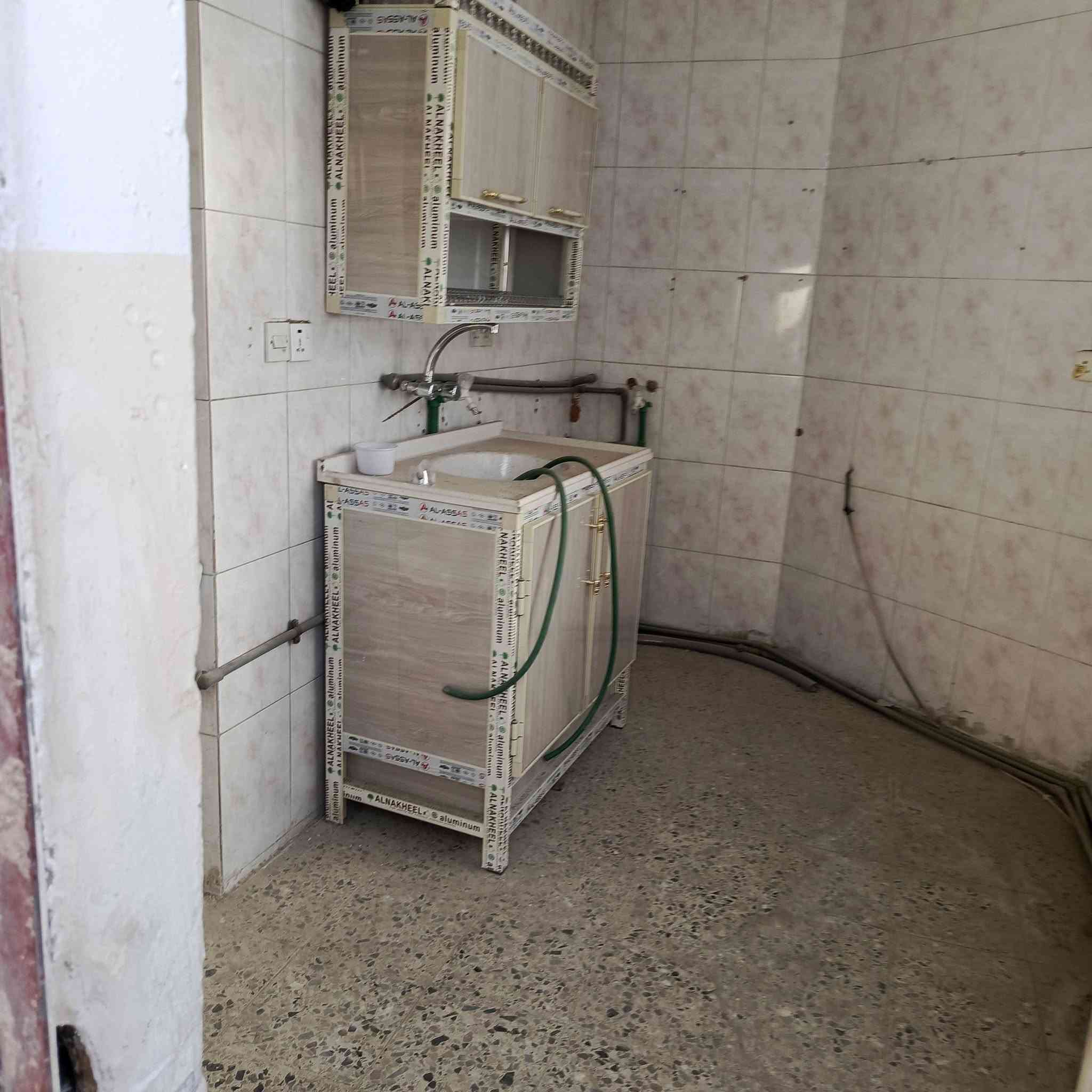 السلام عليكم مشتمل طابق 2 للايجار
العنوان حي البنوك مقابل عمارة دريم
يحتوي على
غرف عدد 2
استقبال + مطبخ
+ خدمات
ملاحظه: الدار يرهم لعائله صغيره
للاستفسار:
*********** حجي خالد
*********** مصطفى
