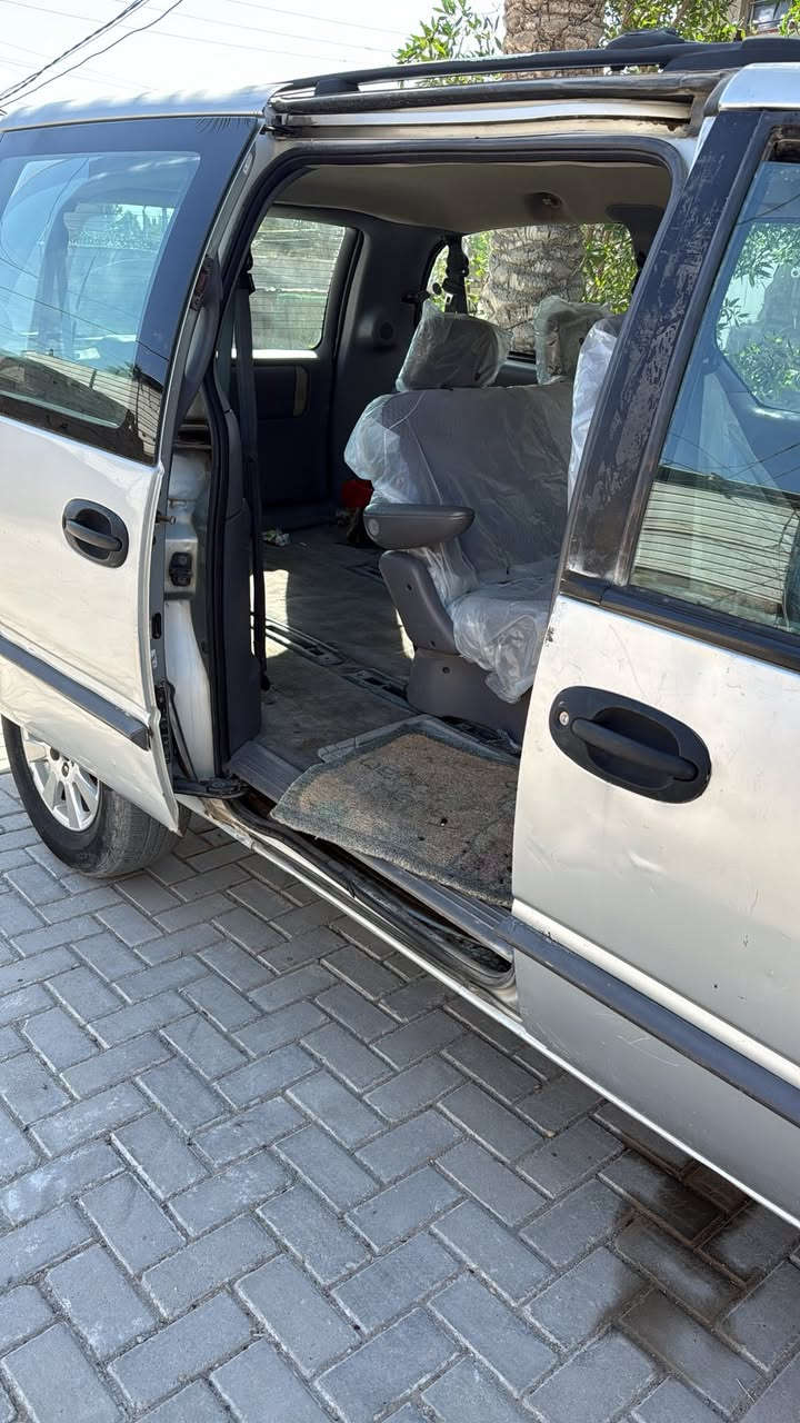 للبيع دوج كرفان السعر ٣٥ وبيها مجال بغداد الشعلة   ***********
