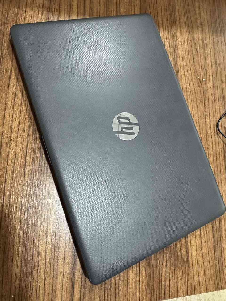 للبيع
لابتوب hp حجم 15 (للمس)
Cpu : ryzen 5 3500u
Gpu : radeon vega 8 2gb vram 
Ram : 8gb
Ssd : 256gb 
السعر 375


**إذا كنت صاحب هذا الإعلان وتريد حذفه لأي سبب، رجاءا أرسل رسالة إلى الدعم الفني**