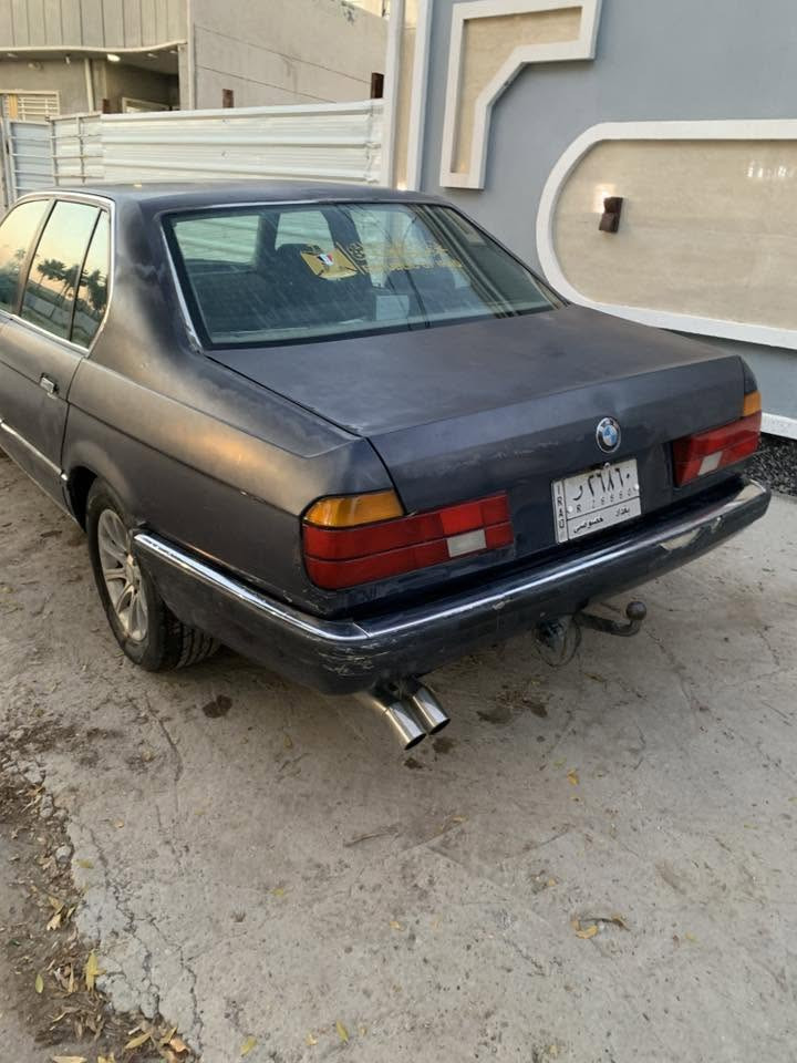 السلام عليكم من رخصة الادمن BMW 735
التفاصيل 👇🏾

السيارة رقم بغداد 

بأسمي هزة وسنوية جدد 

كير ومحرك خير من الله 

تخم تاير+باتري جدد علا ايدي 

كهربائيات كلهة شغالة 

موديل 1990

كفالة من الضربة والاخياس 

السعر 30ورقة 

للاتصال *********** 

العنوان بغداد الدورة
