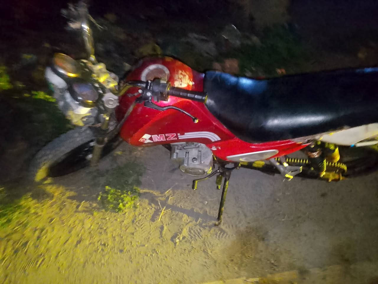 سلام عليكم ماطور سنكي طافي ماعرف شبيه السعر 250 وبيه مجال اتصل ودلل بس الشراي يتصل  ***********
