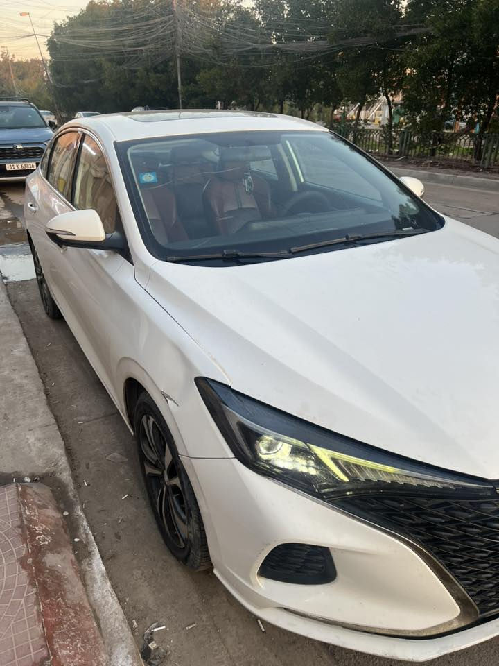 سلام عليكم
اقساط السياره 

سعر السياره 65

وكل شهر اسدد 600 الف للشركة 

موديل 23

مطلوبه 14 مليون 

مكان السياره شارع فلسطين 

السياره بدون صبغ 

السياره فول الفول 

***********
