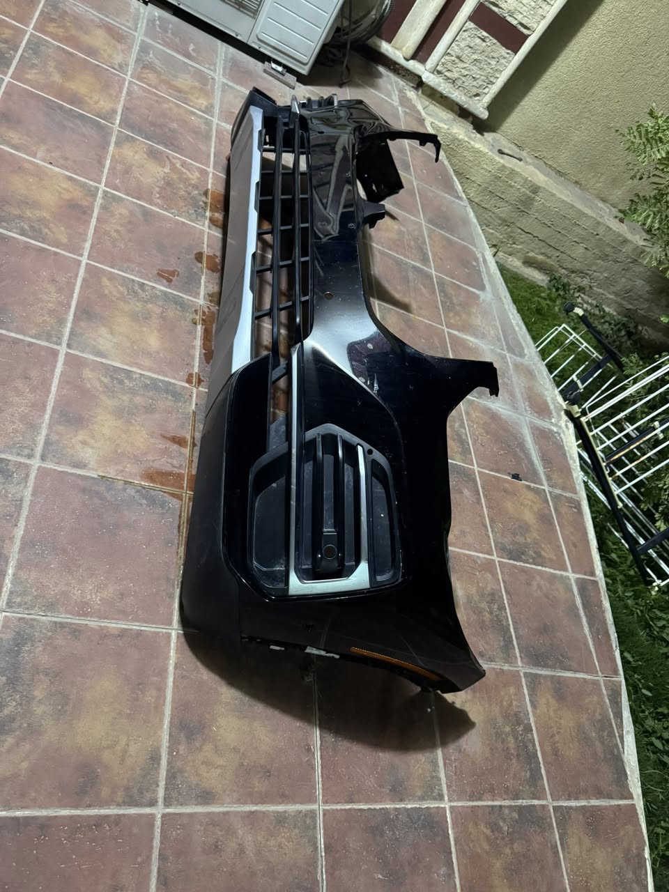 السلام عليكم توفرت عندي قطع اصليه bmw x5 g05 بلاديه  دعاميه سوداء و هلالات و قطع دعاميه خلفيه و دروع و بوابات باسعار مناسبه و تخفيضات للي ياخذ اكثر من قطعه 

📲***********
واتس 📠
