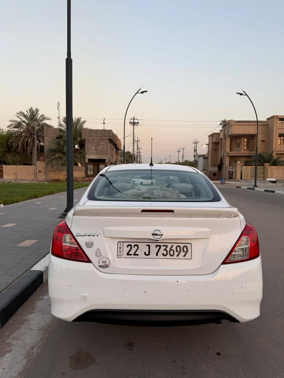 سلام عليكم خوان نيسان سني موديل ٢٢ رقم أربيل بعد سنه اونص اوتنتهي سنويه     سياره ماشيه ٥٥ حقيقي مال بيت موظف يروح بيهه الدوام أو يرجع ما شايفه التكسي بيهه بارد بل جاملغ الخلفي قليل عنوان السياره بل بصره سعر سياره 108 أو بيهه مجال قليل ***********
